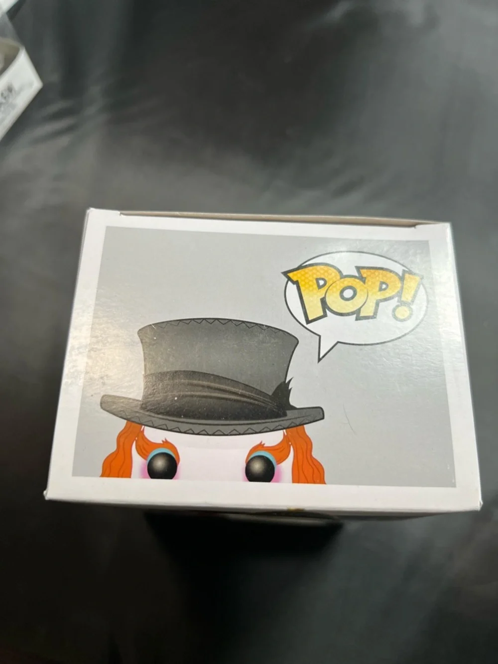 Mad Hatter Funko Pop #181 – Disney Alice Through the Looking Glass - Picture 4 of 4